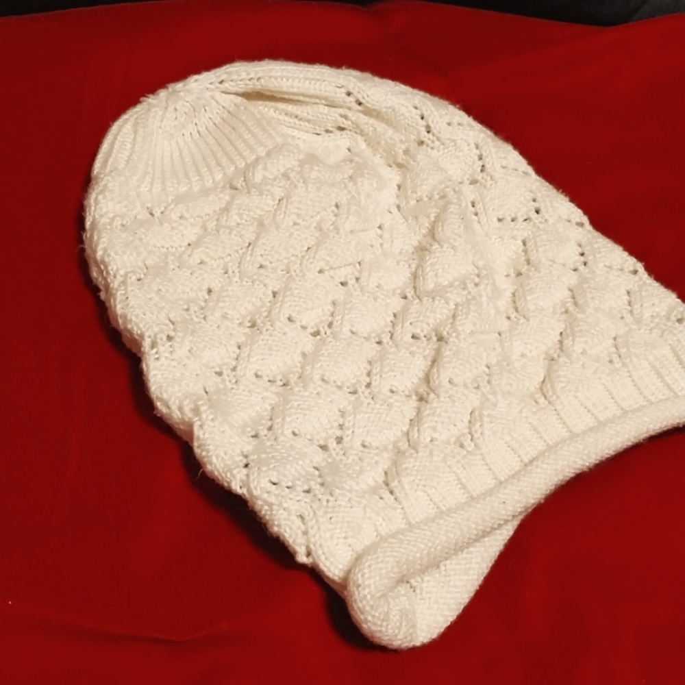 IVORY knit slouch BEANIE